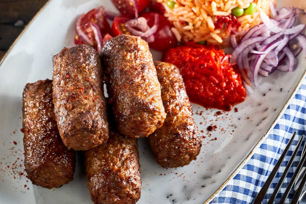 Cevapcici mit Djuvec Reis